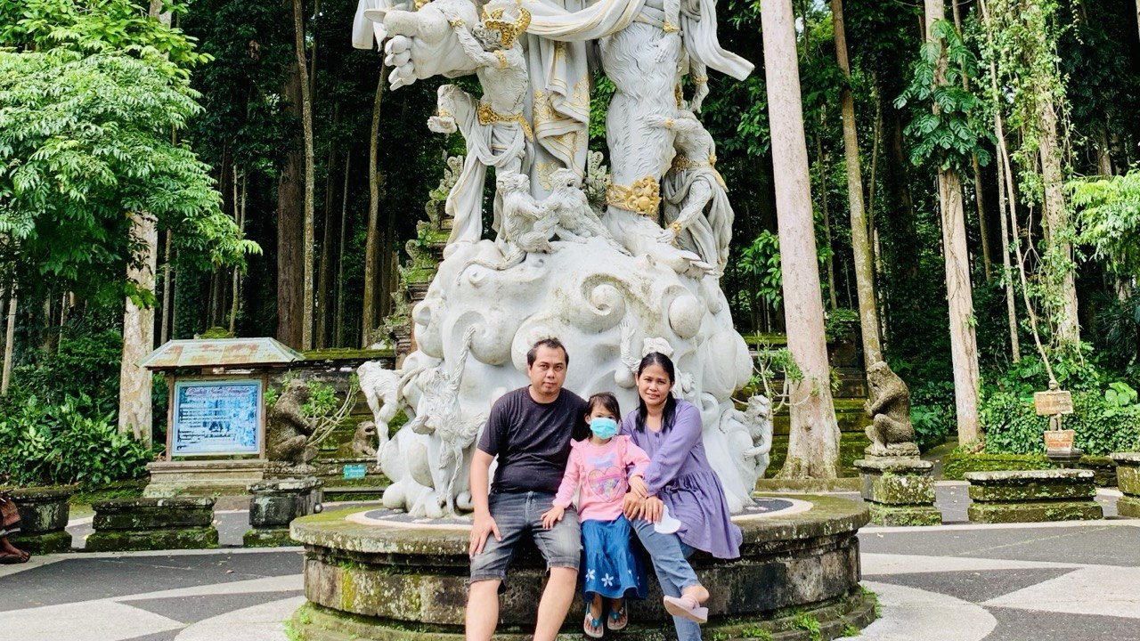 Harmoni Hijau di Sangeh Monkey Forest: Menjemput Ketenangan dan Kehangatan Keluarga di Jantung Bali
